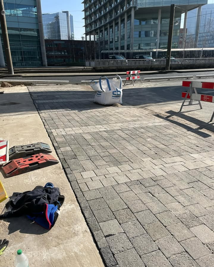 Bestrating oprit en terras